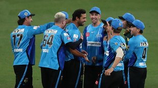 BBL 2022, SYT vs ADS, Big Bash League, BBL, Sydney Thunder, Adelaide Strikers, Wes Agar, Henry Thornton