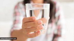 Warm Water Benefits: दिन की शुरूआत गर्म पानी से किस तरह करना चाहिए एक्सपर्ट से जानिए