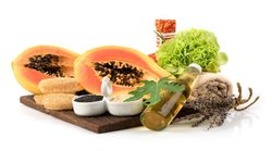 Winter skin care: सर्दी में नैचुरल मॉइश्चराइजर का काम करेगा पपीता, शहद और दूध का पैक, जानिए फायदे और तरीका