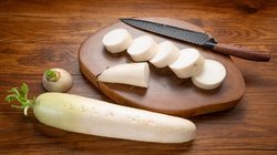 Radish for Cold & flu: क्या सर्दी-जुकाम होने पर मूली का सेवन करना चाहिए, एक्सपर्ट से जानिए