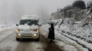 snowfall in Mountain