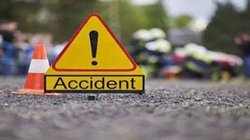 India-Nepal Border: नेपाल से श्रद्धालुओं को लेकर लौट रही बस पलटी, 60 घायल, महराजगंज डीएम ने नेपाल के अधिकरियों से की बात