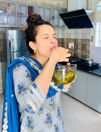 कंगना रनौत को बचपन से आंवला के मुरब्बे बहुत पसंद हैं। बात स्ट्रीट फूड की करें तो गोलगप्पे उनके पसंदीदा हैं। (Photo: Kangana Ranaut Instagram)