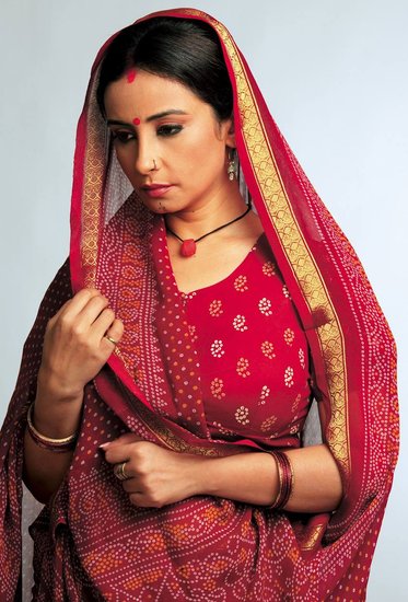 Divya Dutta in saree