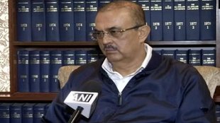 Advocate Vikas Singh, CJI, CJI Chandrachud