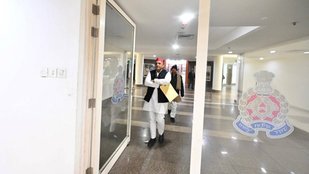 Akhilsh Yadav| Akhilsh Yadav Photo| Akhilsh Yadav DGP Office|