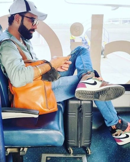 ये अनुभव की शोहरत ही थी कि उन्हें रणबीर कपूर के साथ फिल्म में काम करने का मौका मिला। (Photo: Anubhav Bassi Instagram)