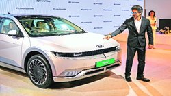 Auto Expo 2023: भविष्य के वाहनों से रूबरू हुए दीवाने, जान‍िए कब से कब तक पब्‍लि‍क के ल‍िए खुलेगा कारों का मेला