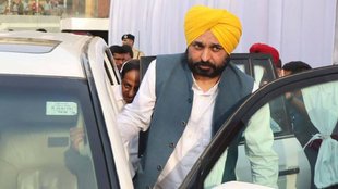 Bhagwant Mann| Bhagwant Mann Photo| Bhagwant Mann vs Rahul Gandhi| Rahul Gandhi vs Bhagwant Mann|