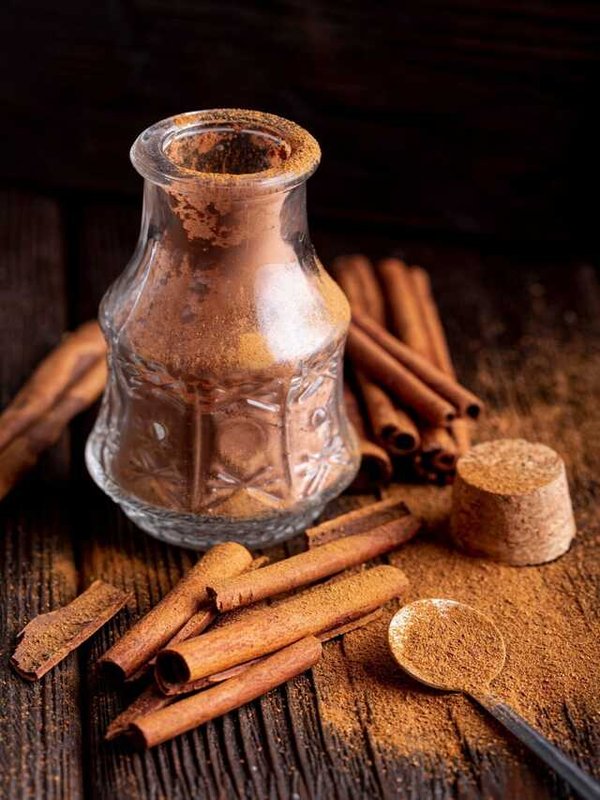 CINNAMON WATER BENEFITS FOR SKIN