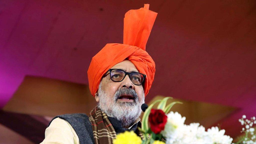 Union Minister Giriraj Singh, swami Prasad Maurya, bageshwar dham sarkar