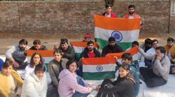 Bajrang Punia Protest: बजरंग पूनिया, फोगाट बहनों समेत पहलवानों का जंतर मंतर पर धरना, कहा- संघ गुलामों जैसा व्यवहार नहीं कर सकता