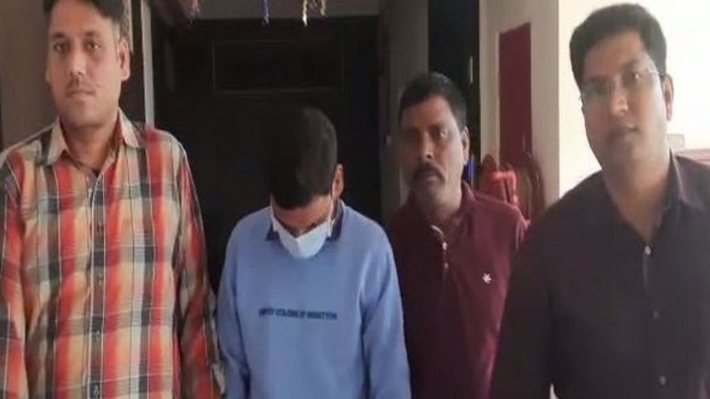 Odisha Police | Madhya Pradesh | Job Fraud