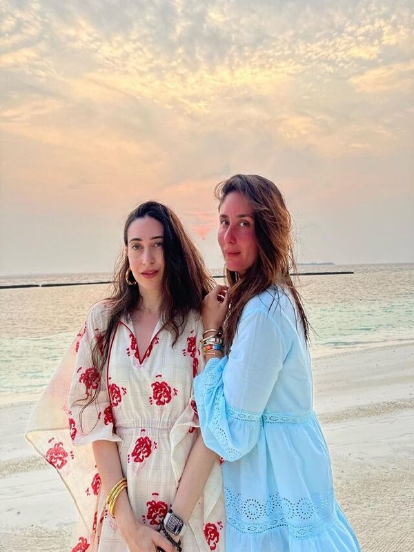 KAPOOR SISTERS - KAREENA AND KARISHMA