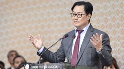 रिटायर्ड जजों को रिजिजू की धमकी पर बिफरे टॉप कोर्ट्स के वकील, चिट्ठी लिख कहा- सरकार की आलोचना करने वाले भी देशभक्त