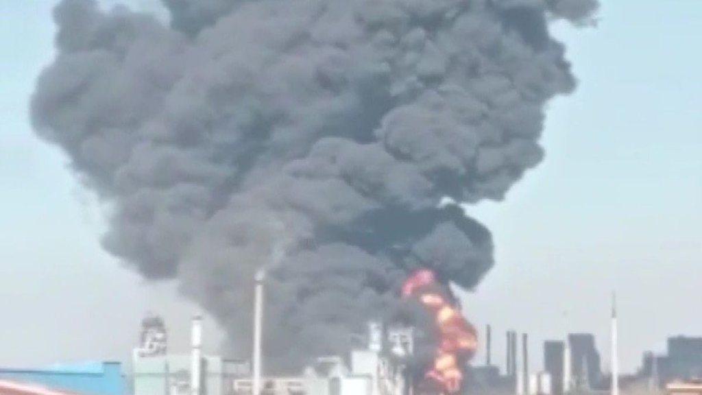 Maharashtra Nashik Massive fire breaks, factory located in Mundegaon, Mundegaon factory