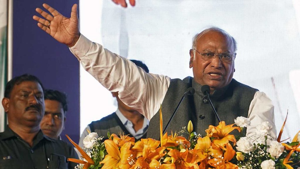 Congress President, Mallikarjun Kharge, Mallikarjun Kharge On PM Modi