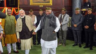 PM Modi Kharge| PM Modi Kharge Viral Photo| PM Modi Kharge Jansatta| PM Modi Kharge Today News|