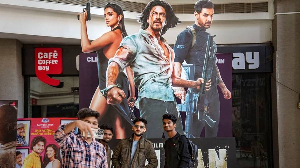 Pathaan| Pathaan Film| Pathaan Review| Pathaan Jansatta|