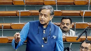 Shashi Tharoor, Shashi Tharoor Schools, Hindi Rashtravadis