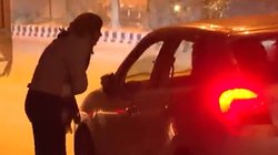 DCW Chairperson Swati Maliwal: स्वाति मालीवाल के साथ हुई घटना का वीडियो वायरल, लोगों ने उठाये ऐसे सवाल