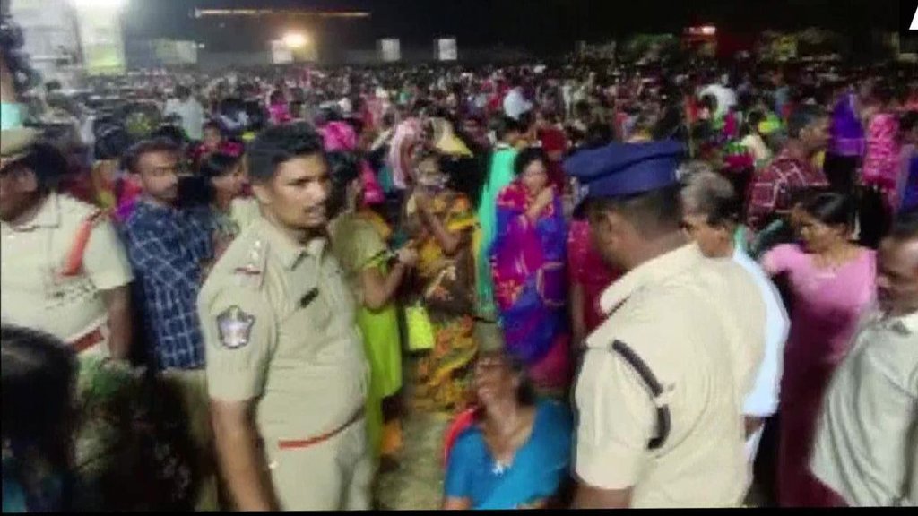 हाल ही में एन चंद्रबाबू नायडू की एक जनसभा के दौरान नेल्लोर में मची भगदड़ में 8 लोगों की मौत हो गई थी। (फोटो : ANI)