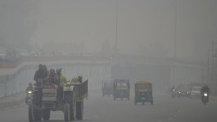 weather updates| fog| delhi|