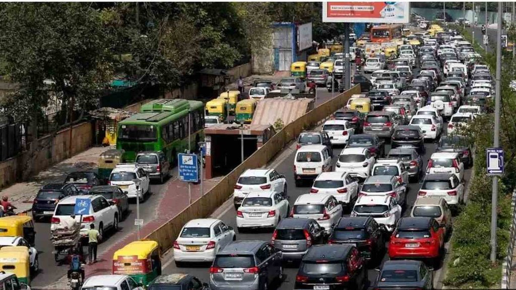 Ashram flyover| delhi traffic|