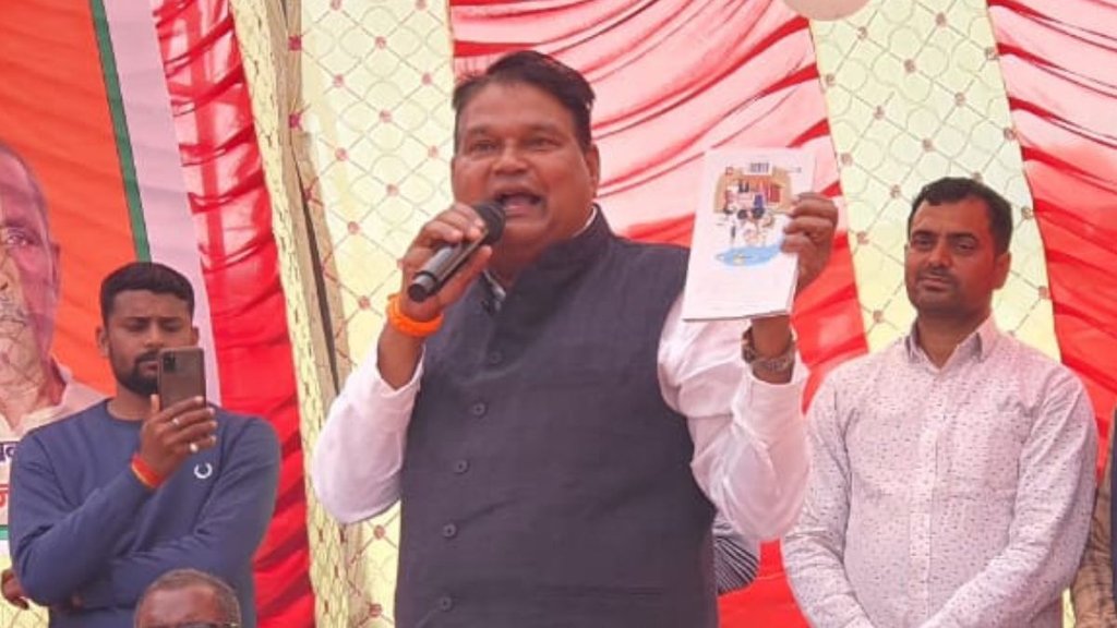 Ravindra Kushawaha | Swami Prasad Maurya