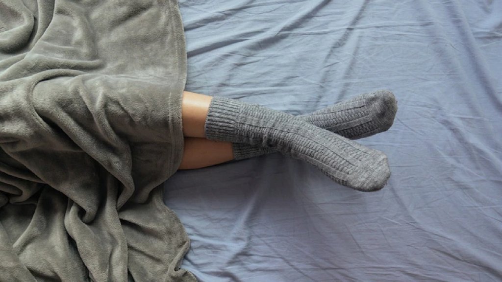 sleeping with socks, sleeping socks, winter socks sleep