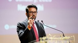 “अंग्रेज कहते थे हम महात्मा गांधी से नहीं डरते लेकिन वे नेताजी से बहुत डरते थे”- बोले केंद्रीय मंत्री तो यूजर्स ने ऐसे लिए मजे