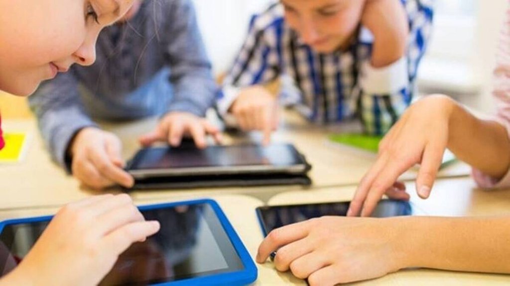 children study competition