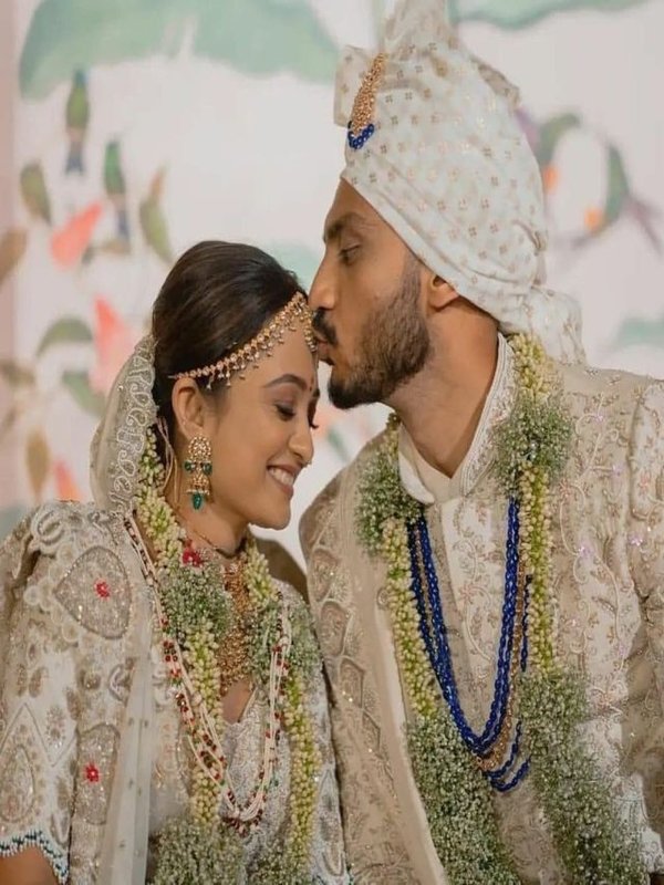 AKSHAR PATEL WEDDING