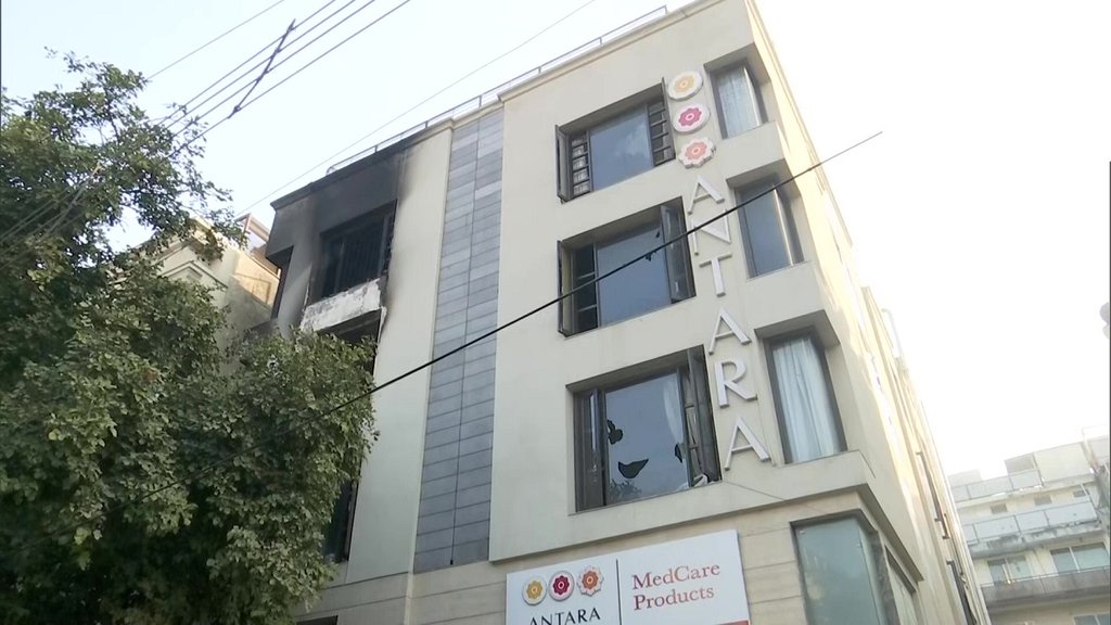 Delhi Fire| Grater Kailash Fire| 2 Person Killed