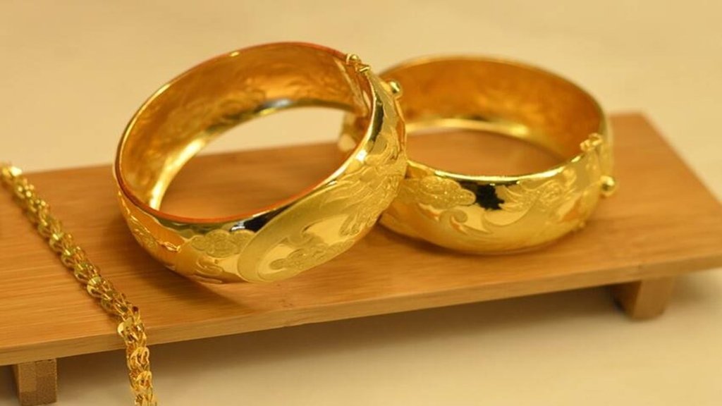 sona phanna, gold wear according to zodiac
