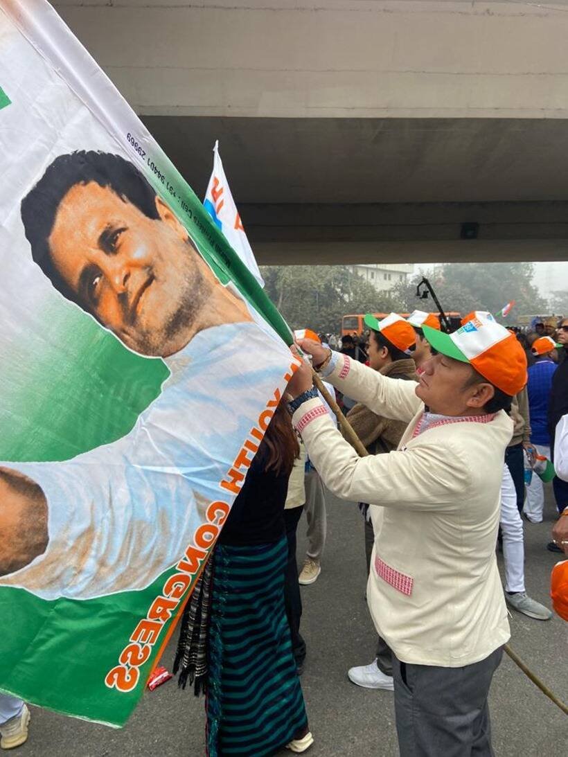 यूपी में बारत जोड़ो यात्रा में शामिल होने के लिए राहुल गांधी ने सपा चीफ अखिलेश यादव और बसपा सुप्रीमो मायावती को निमंत्रण दिया था। हालांकि दोनों ने खुद को इस यात्रा से अलग रखने का तय किया है। (Express photo)
