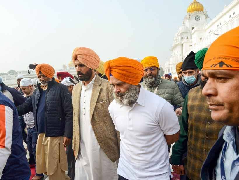 Rahul Gandhi visits Golden Temple