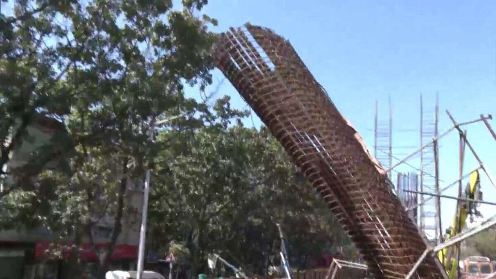 metro pillar fell| karnataka