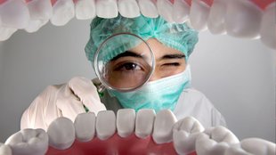 oral cancer symptoms in hindi, oral cancer treatment, oral cancer prevention