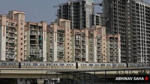 Rera, Noida, Builders
