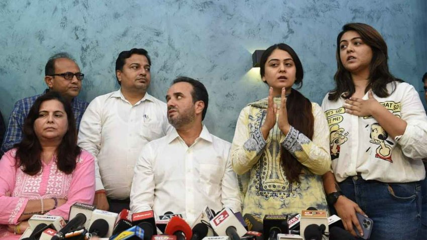 Sheeza Khan's Family PC, Tunisha sharma case