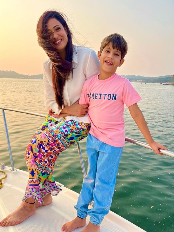 shweta vacation mode