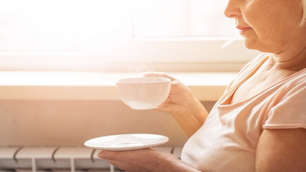 side effects of tea, health tips, loss of drinking on empty stomach