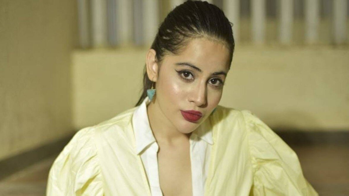 Urfi Javed, Uorfi javed