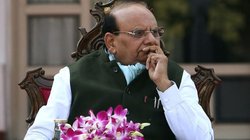 Delhi Govt vs LG: बिजली सब्सिडी पर आमने-सामने AAP और उपराज्यपाल, फ्री बिजली पर LG हाउस ने कहा- नहीं रोकी फाइल