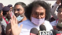 मौलाना अरशद मदनी बोले- ओम और अल्लाह एक ही हैं तो भड़के लोकेश मुनि ने ‘फालतू की बात’ कह छोड़ दिया मंच