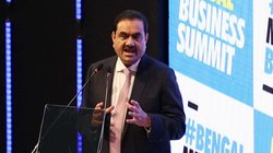 Adani Row: RBI ने बैंकों से मांगा अडाणी को दिए लोन का ब्योरा; संसद में हंगामा, विपक्ष ने की जांच की मांग