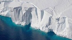 नई बर्फीली झीलों से संकट में आबादी