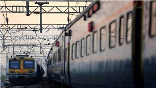 holi special trains
