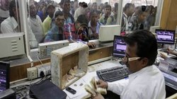 रेलवे अफसर ने सोशल मीडिया पर की ऐसी टिप्पणी, विभाग ने ‘आपत्तिजनक’ बता जारी कर दिया नोटिस, वायरल पत्र पर लोग पूछने लगे ऐसे सवाल